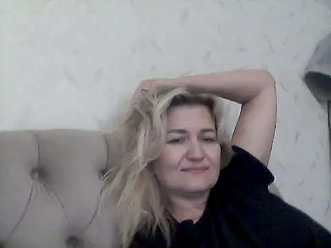 Tareliy 라이브 XXX 채팅