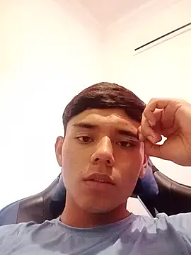 Show modela Pussy_tras1 na web-kameri