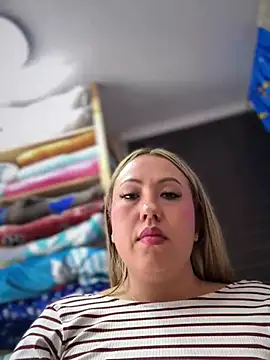 VIOLETA-25_ – Naživo XXX chat