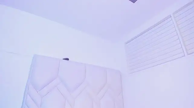 sky_velvet webkamerás műsora