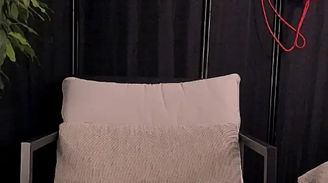 TalkingHead_0_ 라이브 XXX 채팅