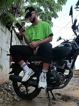 Chat +18 de PIGHIGHDIRTY_p0 ao vivo
