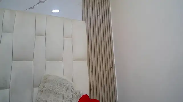 دردشة ClovyZenvy الجنسية المباشرة