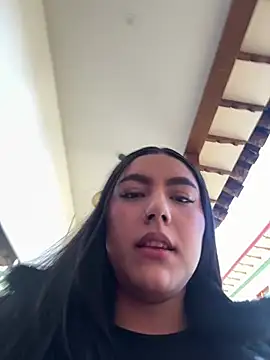 Megara_25's Live XXX Chat