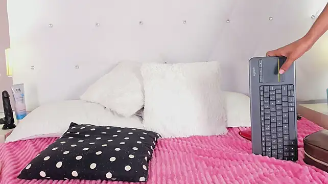 Živý XXX chat Salem_Smith_