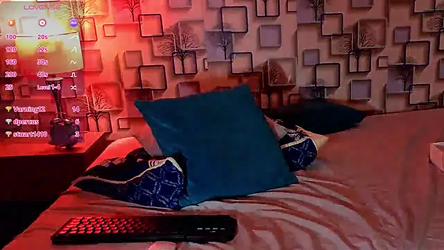 Živý XXX chat LoganSteel_
