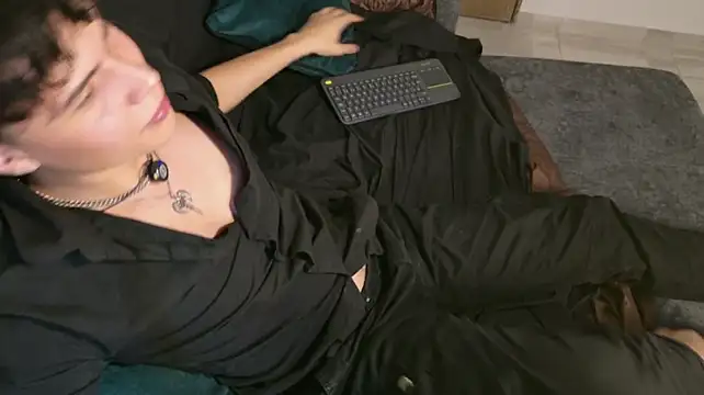Edward_oa Live XXX Chat