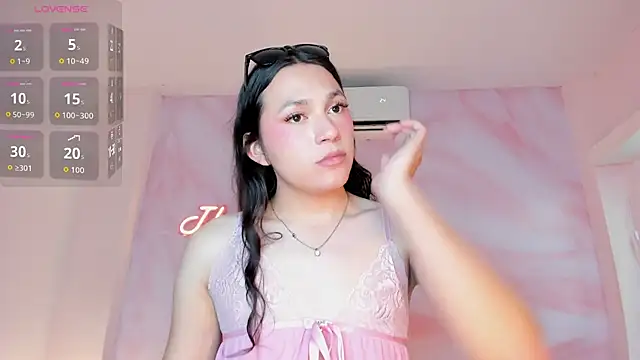 XXX chat uživo modela Rubii_Cutee
