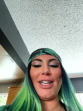 lovely_beast's Webcam Show