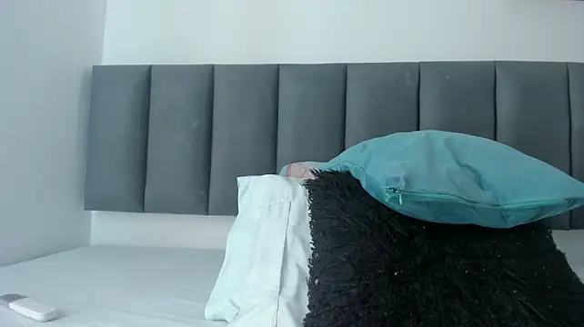 MaraOwen_'s Live XXX Chat