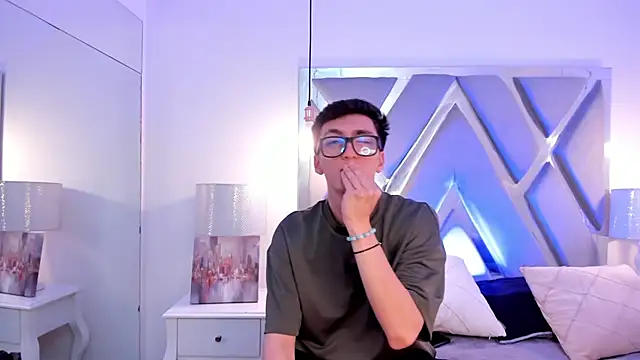 XXX chat uživo modela GaelDuke