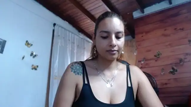 Chatroom XXX en direct de mykaelahoney