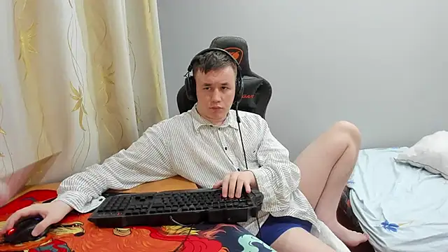 iliaskrislove Chat XXX live