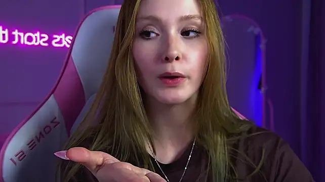 צ'אט XXX בשידור חי של AgataFoxley