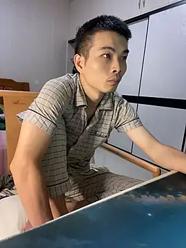 gutou001 在線直播表演