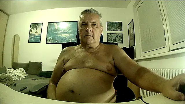 Robert_SK1 Live XXX-chat