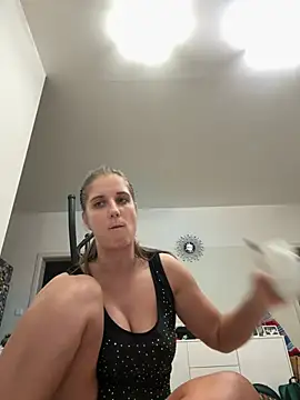 jennifer11772 即時 XXX 聊天