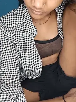 Chatroom XXX en direct de Cute_girl_priya01