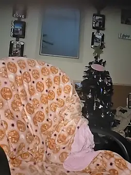 NikkiBlisss 现场XXX聊天