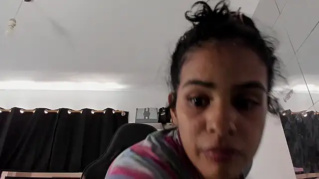 Moon_Sammy Chat XXX live