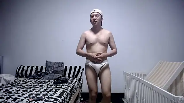 yichen008 Adlı Modelin Canlı XXX Sohbeti