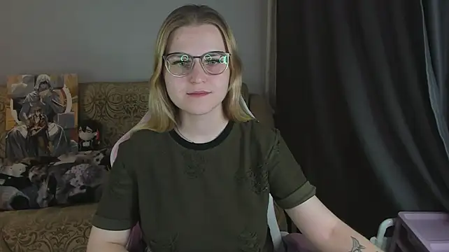 MissBrightShine Live XXX-chat