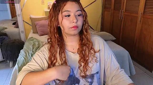 attenea_cutte's Live XXX Chat