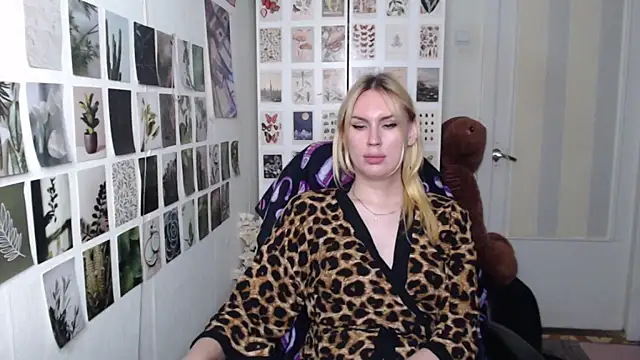 צ'אט XXX בשידור חי של CapriScorpion