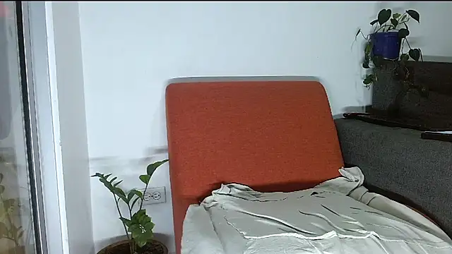 DominanThewolff XXX чат на живо