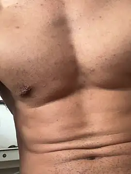 Chat +18 de Yourman22cm ao vivo