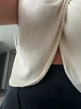 SofiaGomez444's Live XXX Chat