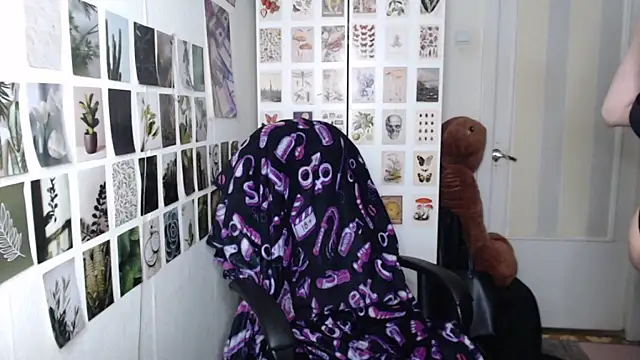 CapriScorpion Adlı Modelin Canlı XXX Sohbeti