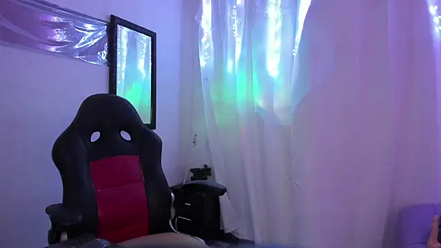 Milly-Way Live XXX Chat