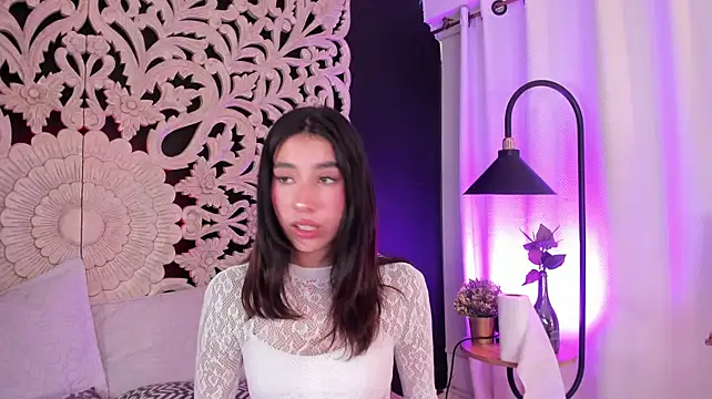 Онлайн чат XXX Nanami_