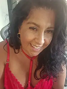 Czat XXX na żywo – CurvyFireLatina
