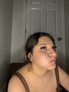 Chat XXX en directo de treasurebabii