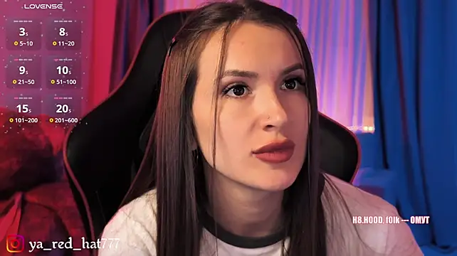 -RED_HAT- Live XXX-Chat