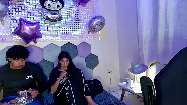 XXX chat uživo modela Horny_tgn