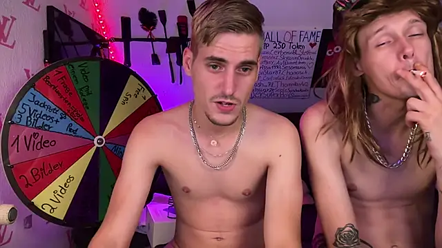 XXX chat uživo modela Cookieboy88