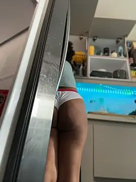 Rizos_hot_official: απευθείας συνομιλία ΧΧΧ