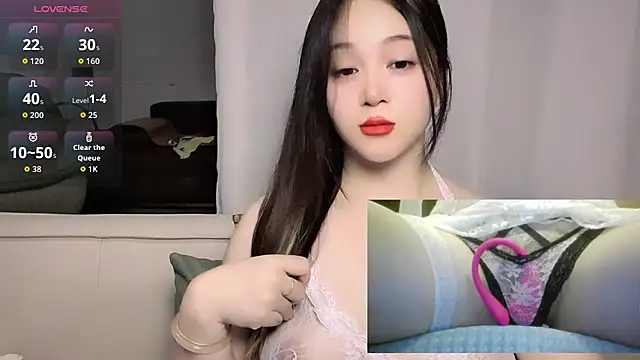 woaiqinqin's Live XXX Chat