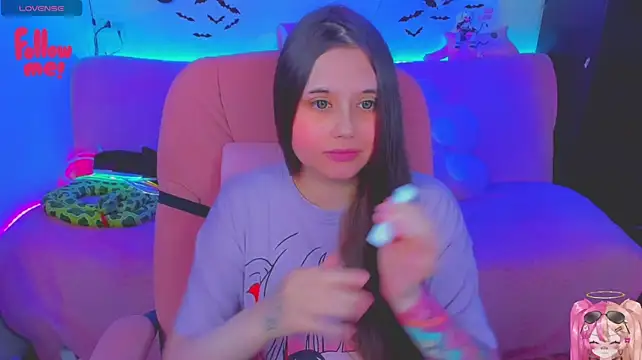 Lolisuccub's Live XXX Chat