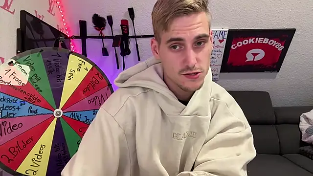 XXX chat uživo modela Cookieboy88