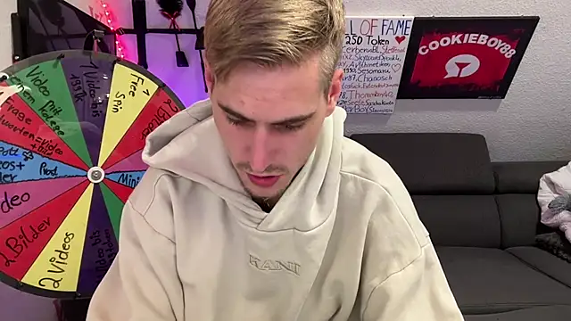 Cookieboy88's Live XXX Chat
