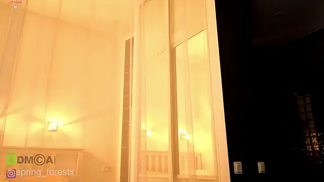 spring_forest's Live XXX Chat