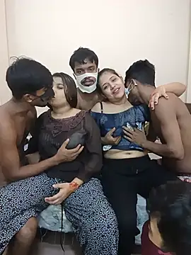 Groupshow063 – webcam-show
