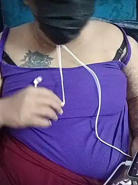 deepika-mallus Chat XXX in diretta