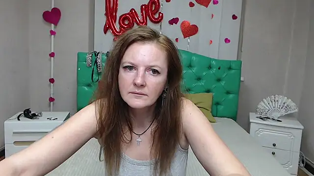Czat XXX na żywo – MeganPirs