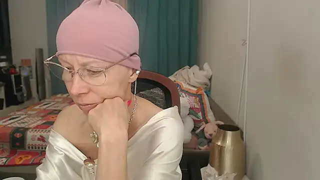 XXX chat uživo modela LuxuryNika