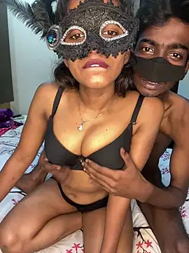 Too_yum_girl 在線直播表演